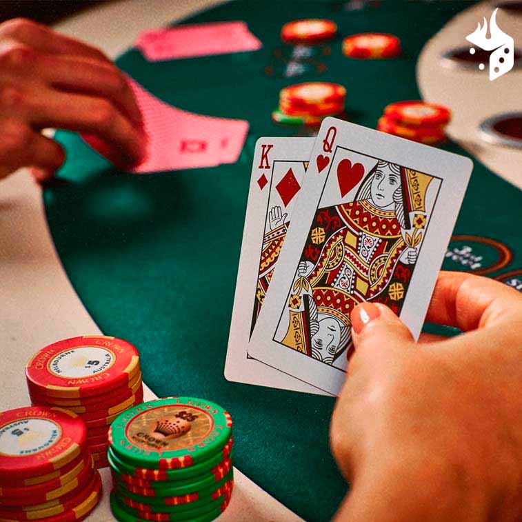 apostas baccarat cassino Jogadora com duas cartas no baccarat