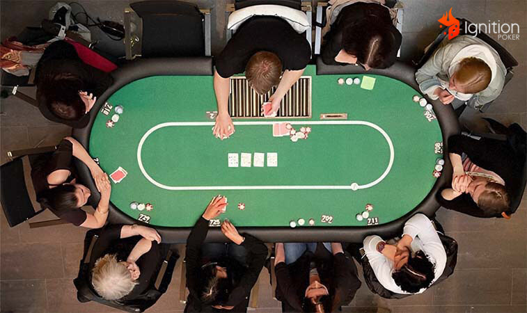 gutshot posicoes mesa pessoas jogando poker em mesa profissional vista de cima