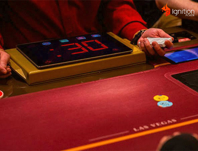 mesa action clock Reloj en mesa de poker