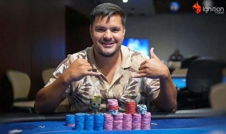 francisco salazar poker Francisco Salazar en mesa de casino con fichas