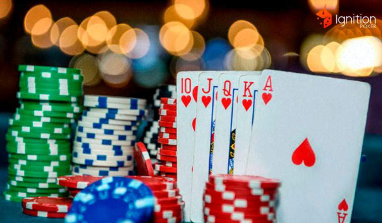 royal flush poker Baralho com um Royal Flush e monte de fichas