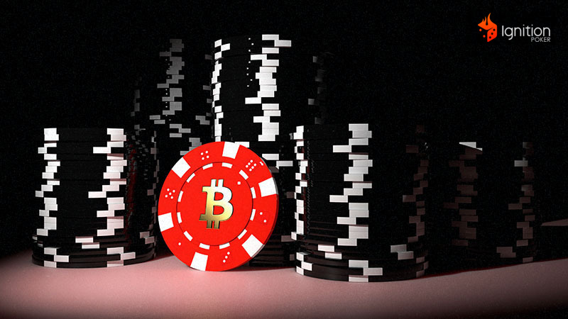 cassino ficha criptomoeda Moeda de bitcoin ao lado de fichas de poker
