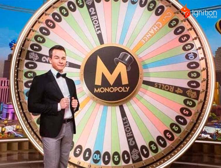 monopoly live casino Hombre presentando el Game Show de Monopoly Live