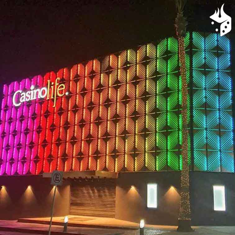 casino poker hermosillo fachada nocturna del Casino Life de Hermosillo