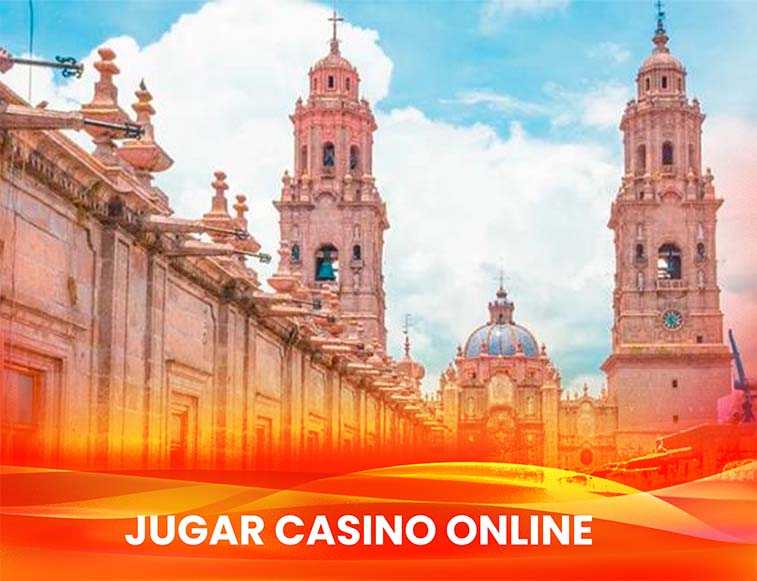 vista de la catedral de Morelia con sus paredes rosadas