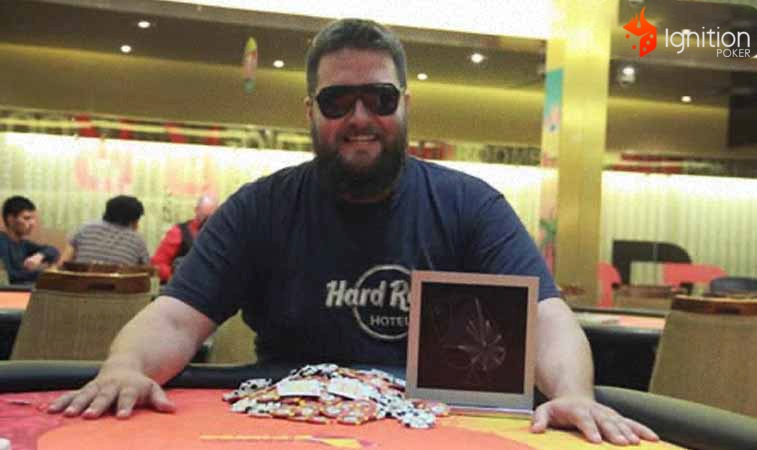 anibal andres poker Aníbal Andrés en mesa de poker