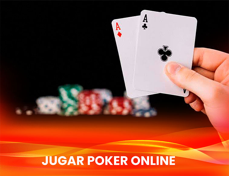 cartas poker mano Mano con un par de ases y fichas de fondo