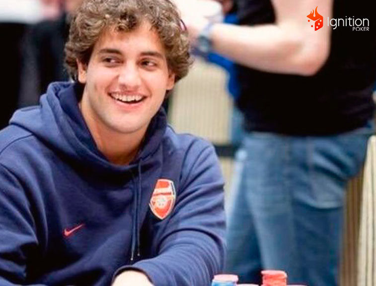 joao simao jovem João Simão jovem