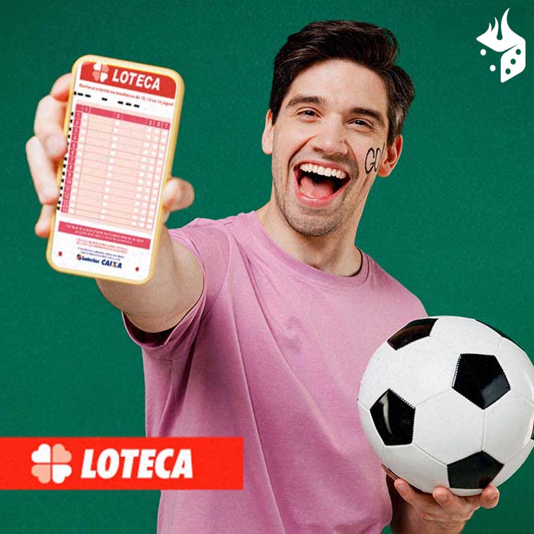 aposta loteca futebol Homem segurando um celular com a Loteca online